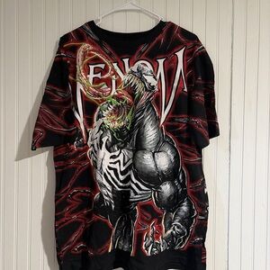 Men's Black & Red Graphic Venom-Style Short Sleeve Tee